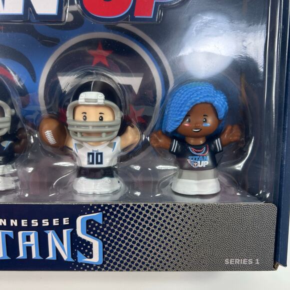 NEW Fisher Price Little People NFL Tennessee Titans Football Figures Toy Set - Picture 3 of 7